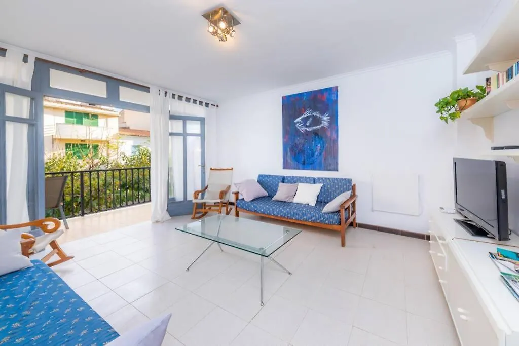 Beach House S'Illot Spanien